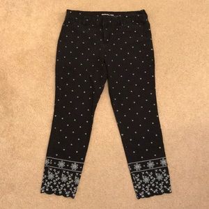 Mid-Rise Pixie Pants